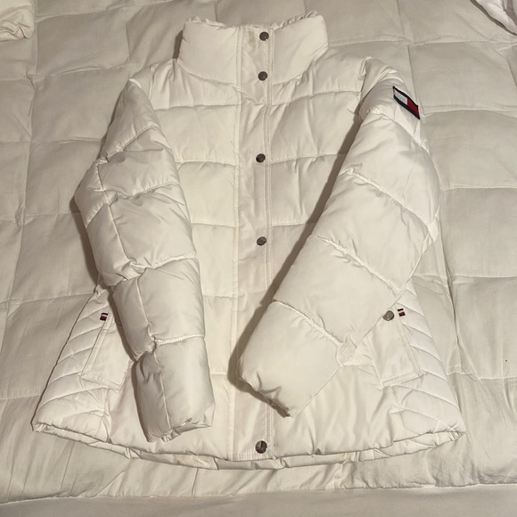 White Tommy Hilfiger coat size small - Picture 1 of 3